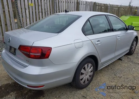 2016 Volkswagen Jetta 1.4T S z USA, uszkodzony, nr VIN 3VW267AJ7GM258432